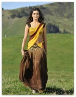 Actress Samantha Stills